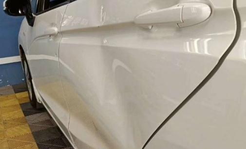 車門凹陷沒掉漆有必要修嗎 車門凹陷如何自己修復(fù)