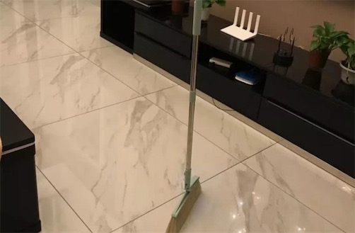 立掃把挑戰(zhàn)什么意思什么梗 掃帚直立的含義及出處