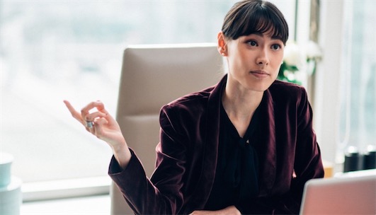 雞婆是什么意思什么梗 雞婆與八婆的區(qū)別