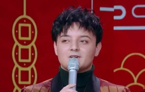 禿然長大是什么意思?童星阿爾法19歲謝頂21歲植發(fā)成功分享經(jīng)歷
