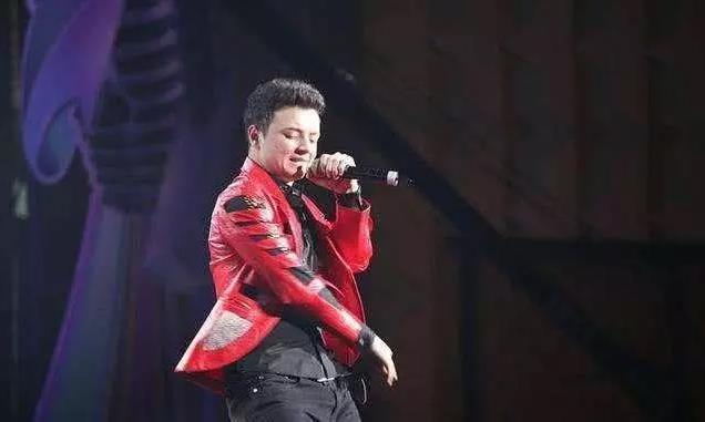 禿然長大是什么意思?童星阿爾法19歲謝頂21歲植發(fā)成功分享經(jīng)歷