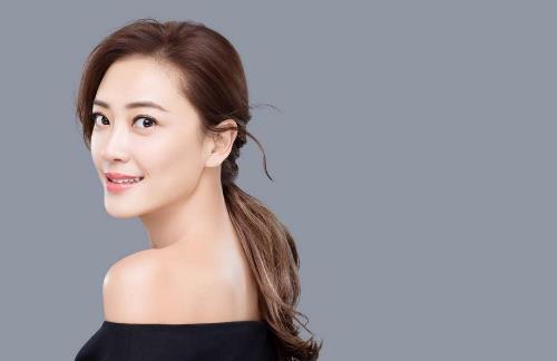 應(yīng)采兒個(gè)人資料簡(jiǎn)介 陳小春老婆應(yīng)采兒圖片 應(yīng)采兒演過的電視劇
