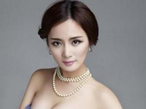 小楊冪黎丹個(gè)人資料，黎丹豐胸后人氣暴漲