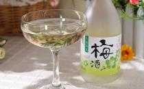 青梅酒怎么釀制？女性常喝青梅酒排毒養(yǎng)顏