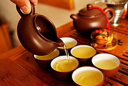 飯后可以馬上喝茶嗎？飯后馬上喝茶對(duì)身體好嗎