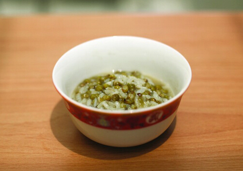 夏季飲食健康，綠豆湯別亂喝
