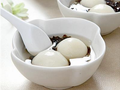 元宵節(jié)哪些人不宜吃湯圓？吃湯圓的注意事項(xiàng)