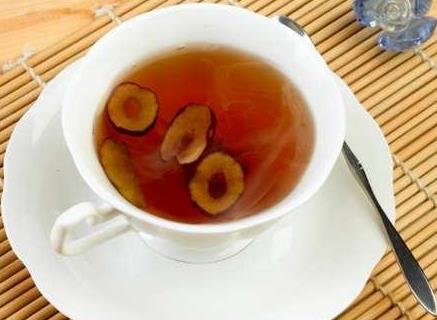 大棗泡水有哪些禁忌？紅棗泡水喝有什么好處