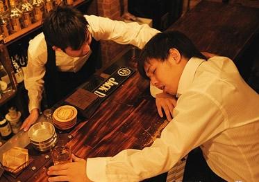 男人喝醉酒后不該做什么？牢記酒后7不要對緩解醉酒癥狀十分有效