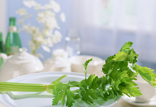 吃芹菜導(dǎo)致不育？怎么有效避孕？