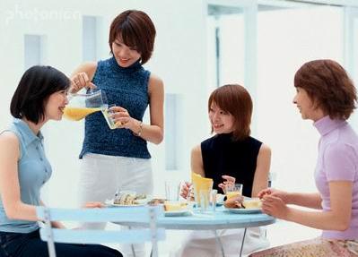 癌癥患者的飲食習(xí)慣：早上少吃養(yǎng)胃，晚上早睡護(hù)肝