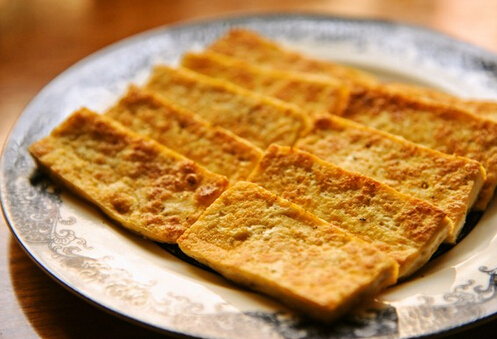 煎豆腐怎么才不粘鍋？肉末煎豆腐的做法