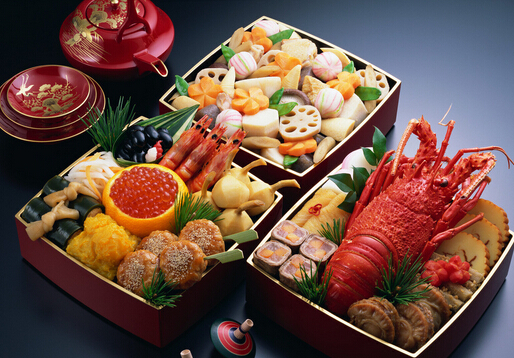 魚(yú)料理怎么做才好？使用好油涂抹魚(yú)身