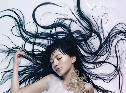 怎樣才能讓頭發(fā)長(zhǎng)得快？吃什么頭發(fā)長(zhǎng)得快