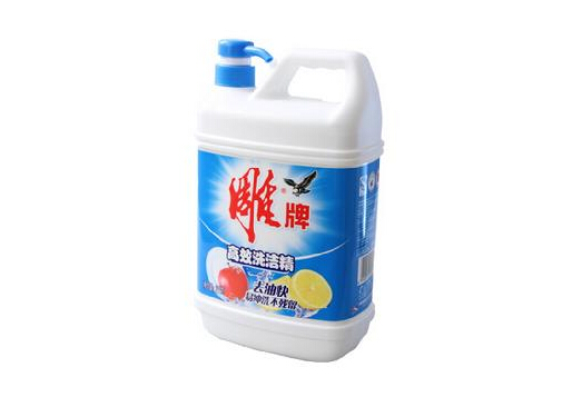 洗潔精有毒嗎-寶寶餐具能用洗潔精洗嗎？