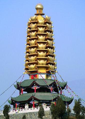 赤裸裸的財富塔：河北1座塔因堆滿金元寶入選中國十大最丑建筑
