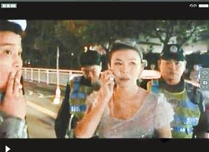 深圳寶馬女車主酒駕，拒絕檢查狠踢交警下體命根子