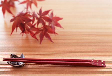 “病從筷入”：筷子的使用誤區(qū)
