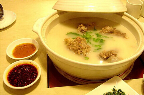產(chǎn)婦可以吃豬骨嗎？產(chǎn)婦吃豬骨的做法