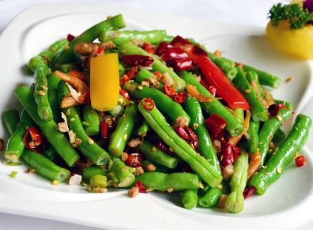 產(chǎn)婦吃豇豆有什么好處？產(chǎn)婦吃豇豆的做法