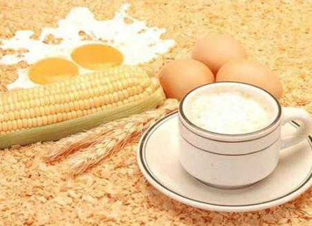 哺乳期吃燕麥片好嗎？哺乳期能吃燕麥片嗎