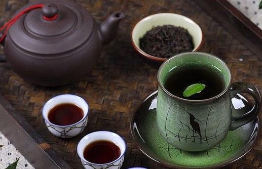 普洱茶適合什么人喝？哪些人不適合喝普洱茶