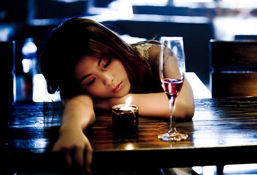 喝酒喝醉了惡心怎么辦？醉酒后吃什么食物最解酒