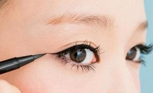 粗眼線和細(xì)眼線怎么畫才好看？