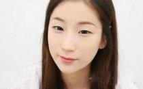 圓臉MM如何利用化妝來(lái)修飾臉型？