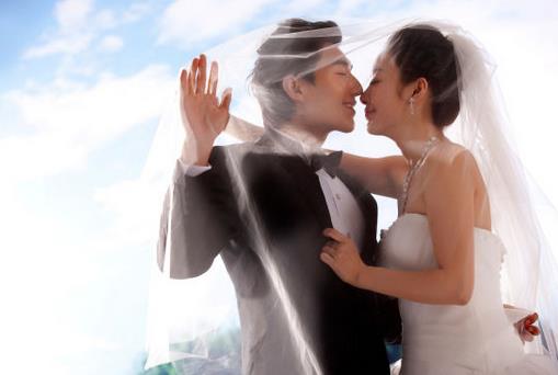 婚戀心理：女人最容易獻(xiàn)身的8個時刻