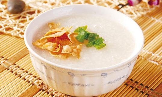 腸胃不適怎么辦？多喝粥調(diào)理