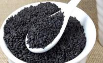 想要白發(fā)變黑發(fā)吃什么？黑豆幫你黑發(fā)