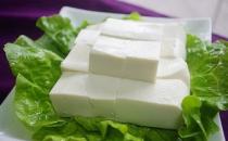 豆腐加蛋黃補(bǔ)鈣多 4種方法吃豆腐更有營養(yǎng)