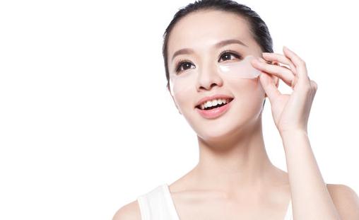孕婦吃綠葉蔬菜不會(huì)長(zhǎng)胖哦！