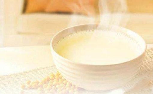 冬季喝豆?jié){可預(yù)防8類疾病 盤點喝豆?jié){的8個誤區(qū)