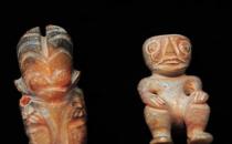 北京展出疑似“遠古外星人”雕刻遺物