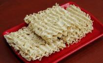 方便面口味獨(dú)特受追捧 十大危害你可知？