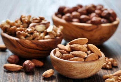 食用堅(jiān)果需慎重 四大堅(jiān)果不要吃