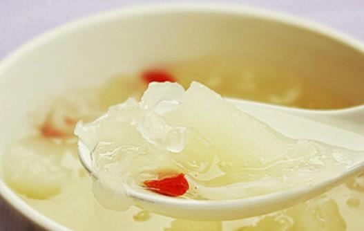 秋冬季節(jié)老咳嗽？護(hù)肺養(yǎng)肺多吃這些食物
