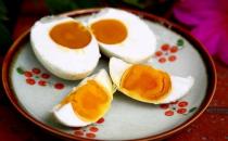 咸鴨蛋有什么營養(yǎng)價值？食用咸鴨蛋的注意事項