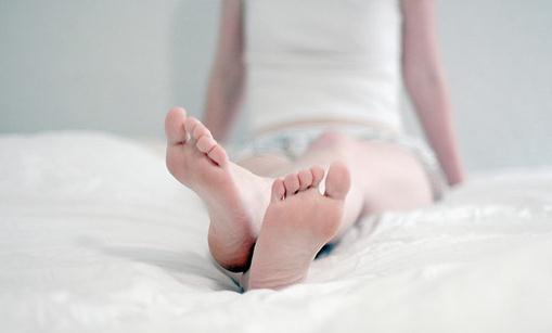 手腳出汗是怎么回事？如何治療手腳出汗？