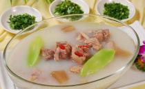 先吃飯還是先喝湯？喝湯的正確方法