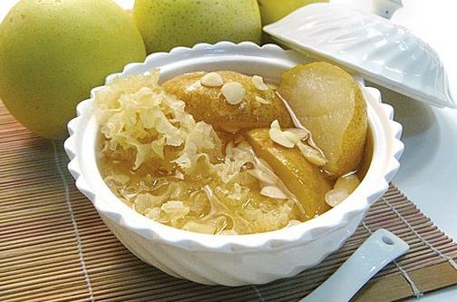 干咳嗽吃什么好？治療干咳的食療與偏方