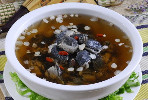 吃什么預(yù)防感冒？推薦增強(qiáng)免疫力的十種湯