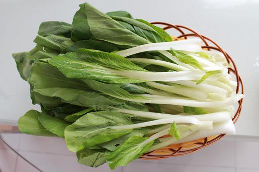 小白菜可抗老養(yǎng)顏 盤點(diǎn)女性吃小白菜的好處