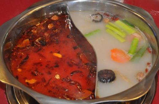 火鍋湯底營養(yǎng)好？盤點(diǎn)吃火鍋的七大誤區(qū)