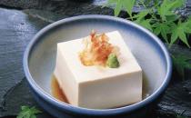 孩子飲食過(guò)剩長(zhǎng)不高 促進(jìn)發(fā)育多吃豆奶肉