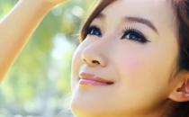 4步刷睫毛膏的技巧讓你遠(yuǎn)離蟑螂腳