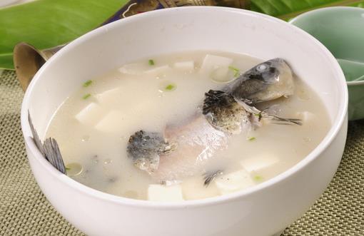 冬季吃鯽魚正當(dāng)時 鯽魚營養(yǎng)價值盤點