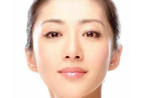 天啦擼！脫個(gè)唇毛居然要八次手術(shù)！